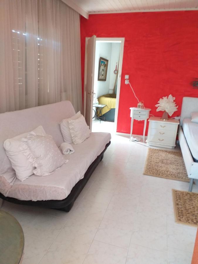 Roulas Cozy Apartments Луца Экстерьер фото